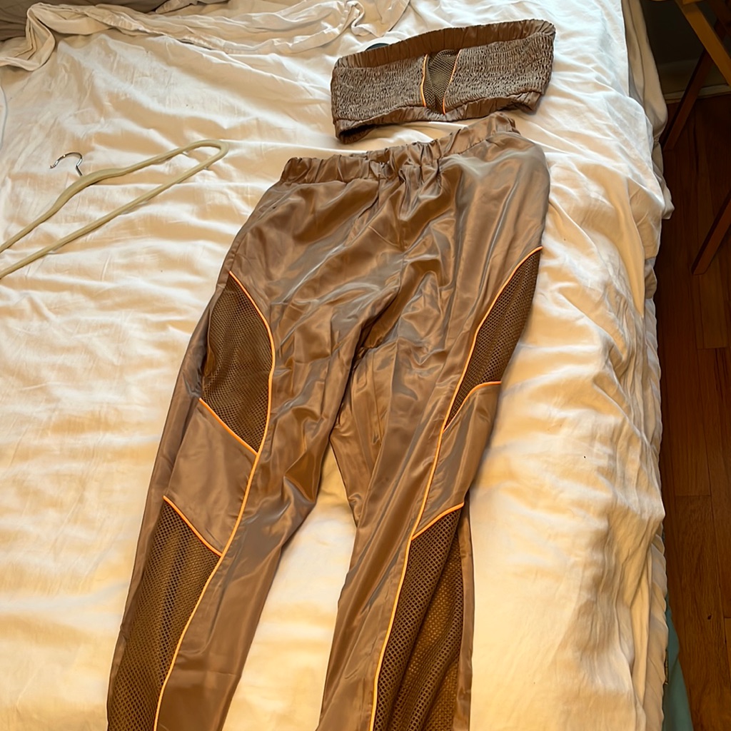 Capsule Set